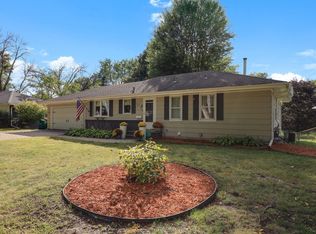 9018 Kell Cir, Bloomington, MN 55437