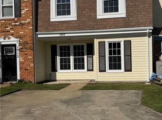 1910 Lantana Ct, Virginia Beach, VA 23456