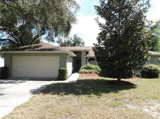 2354 Tioga Dr, Land O Lakes, FL 34639