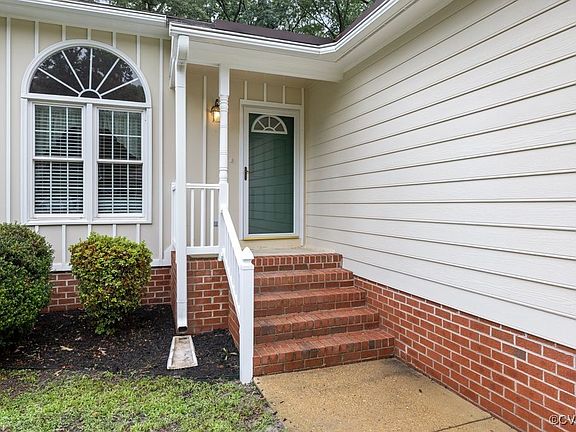 4th image of 3825 Glen Oaks Ct