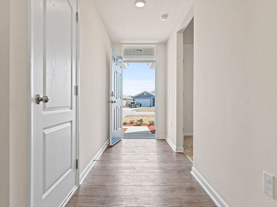 1st image of 65461 Crested Heron Ct