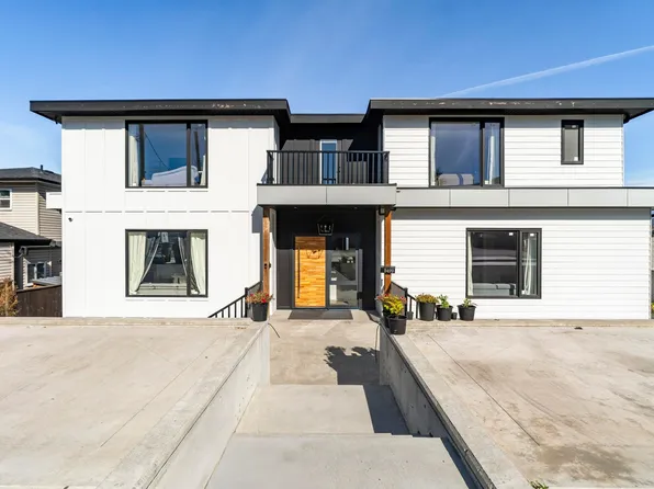 5499 Manor St, Burnaby, BC V5G 1B6