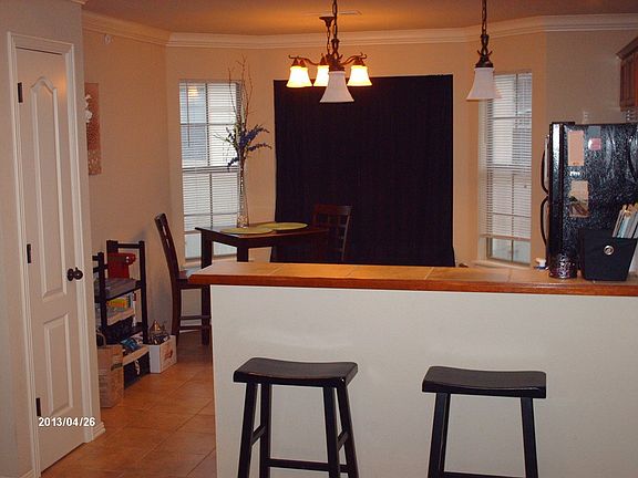 2nd image of 2624 N Valencia Ave APT 1