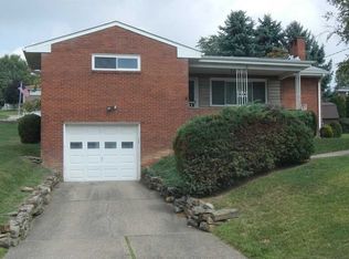 208 McLay Dr, Elizabeth, PA