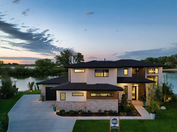 28406 Laurel Circle Valley NE, Valley, NE 68064