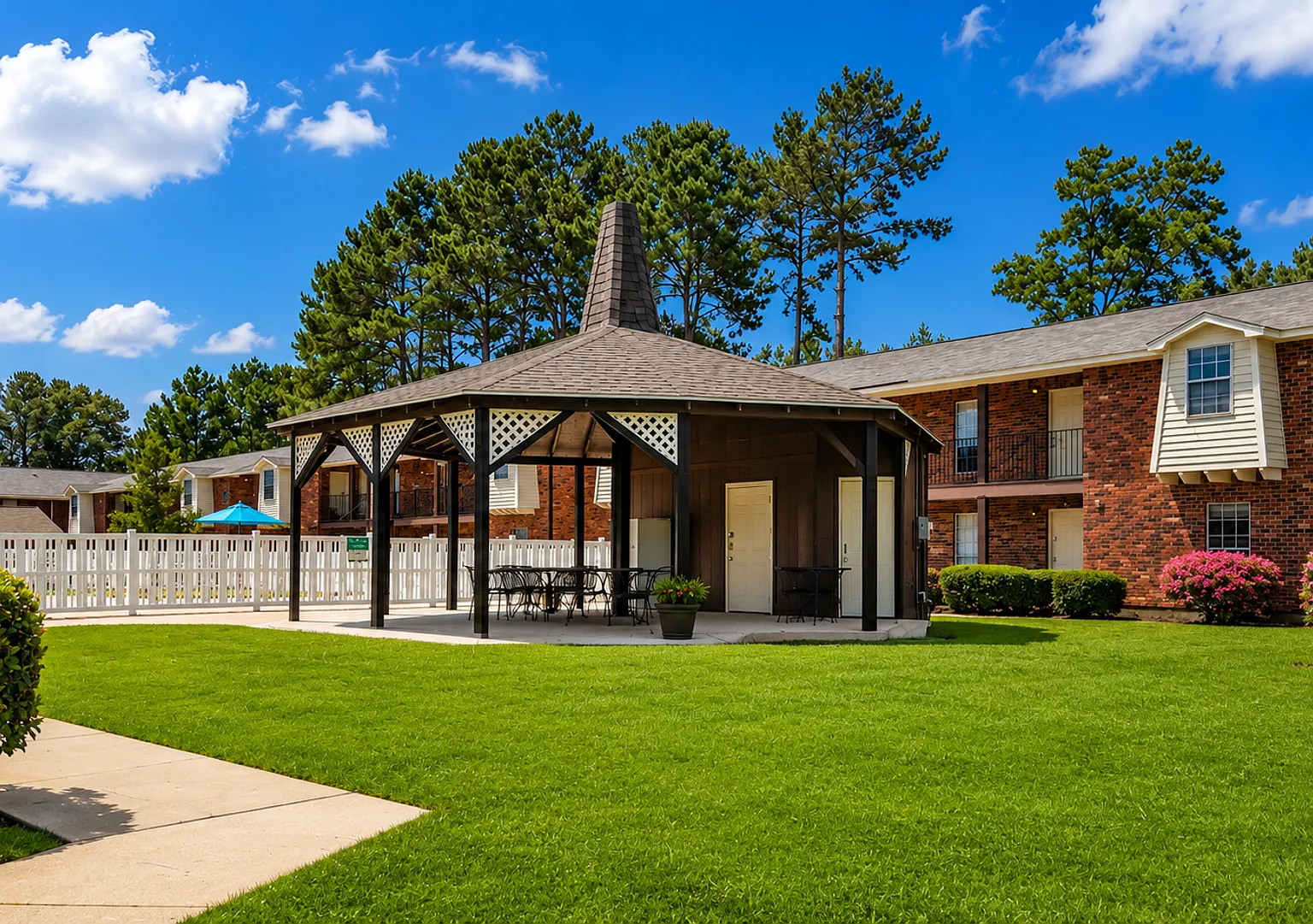 Caleb Place Apartments — Photo 4