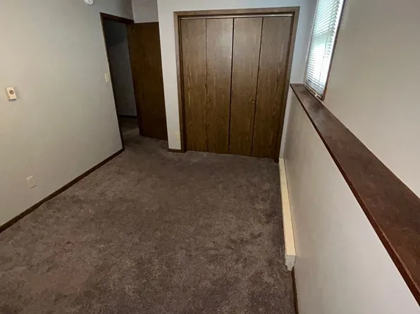 1838-1840 West 3rd, 1838-1840 W 3rd St #1840-B, Waterloo, IA 50701