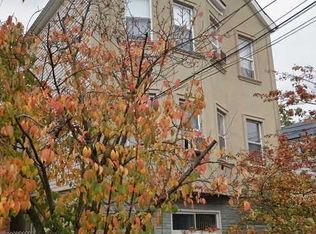 165 Corabelle Ave, Lodi, NJ 07644