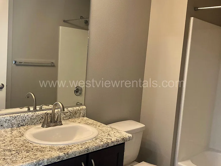 1010 Railroad Ave — Photo 231