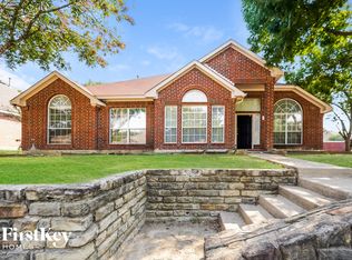 1250 Rivercrest Dr, Mesquite, TX 75181