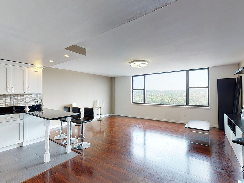1st image of 4600 Duke St APT 1629