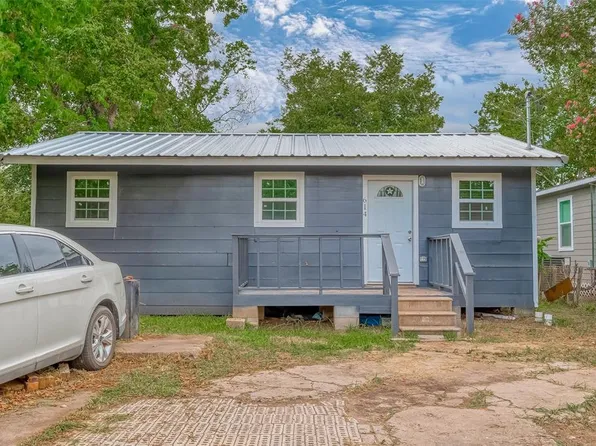 614 Fields Street, Richmond, TX 77469