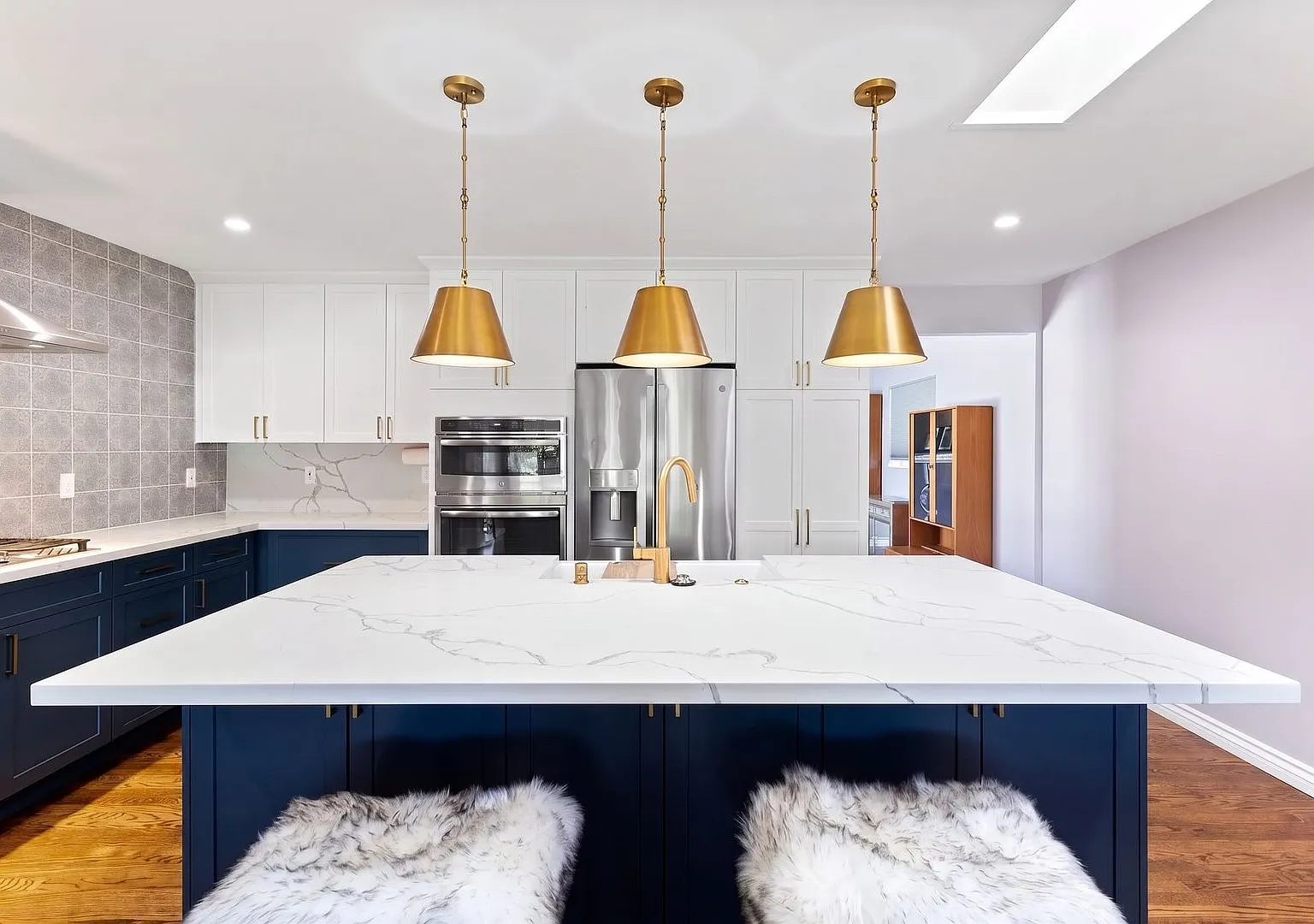 Centrally Located San Leandro Stunner w/ Modern Upgrades — Photo 4