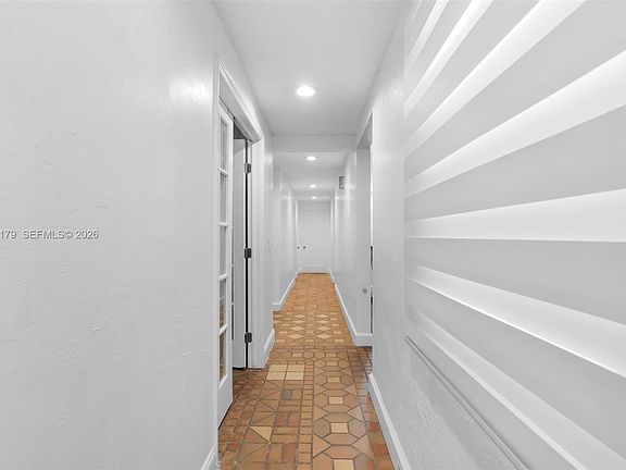 3rd image of 1829 NW 31st Ave