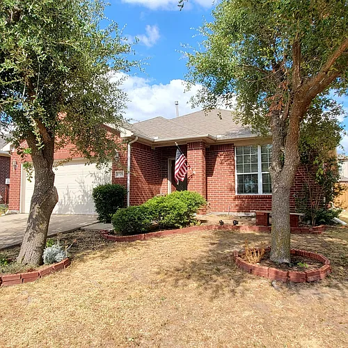1521 Stanford Dr Photo 1