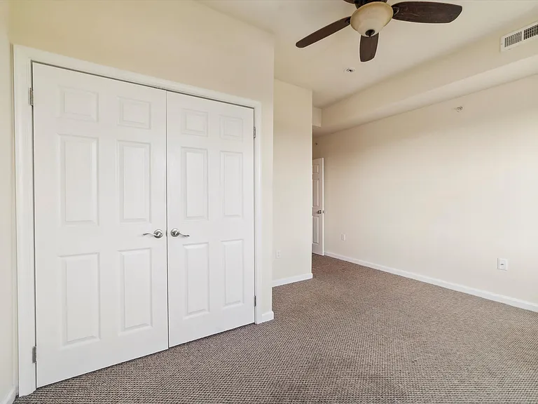 Temple Off-Campus Housing — Photo 157