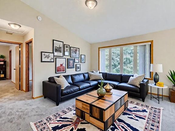 5th image of 19289 Denver Ct NW