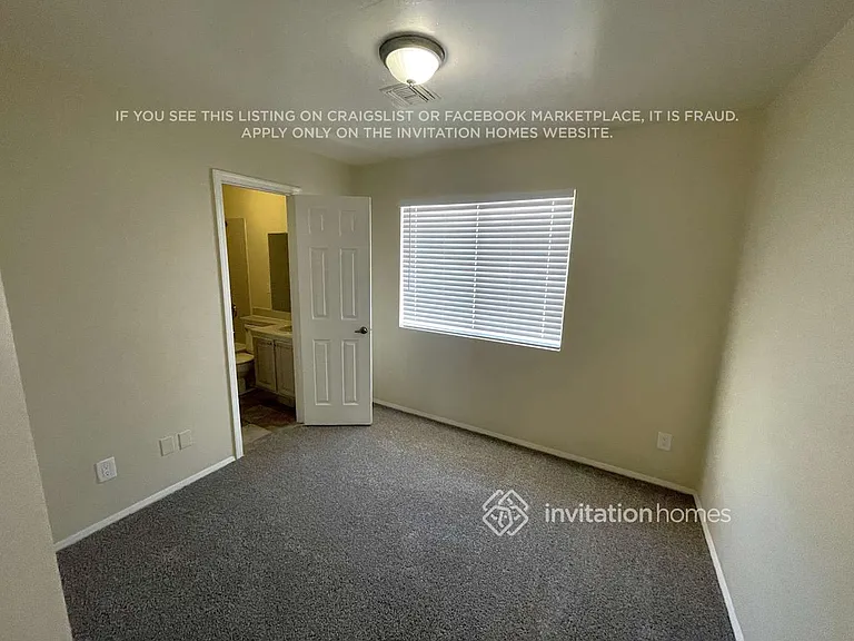 2017 E Marquette Dr — Photo 15