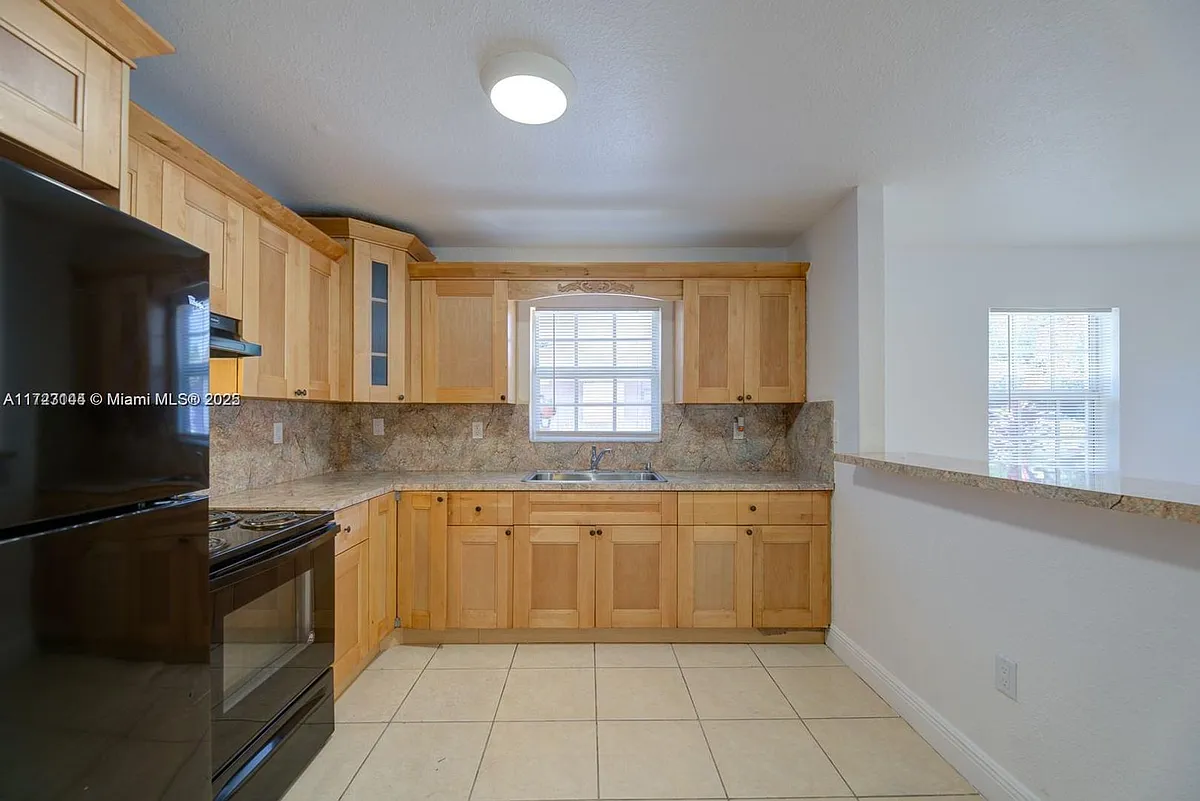 Building Photo - 1814 NW 93rd St #1814