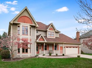 2636 Haddassah Dr, Naperville, IL 60565