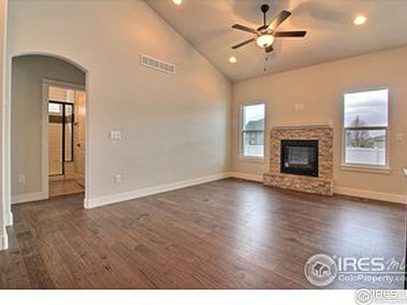 4th image of 4104 Florence Ave
