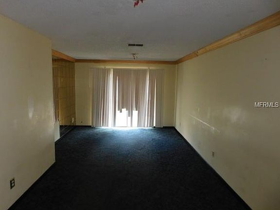 2nd image of 2219 Magnolia Ave