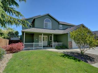 1037 Hope Dr, Central Pt, OR