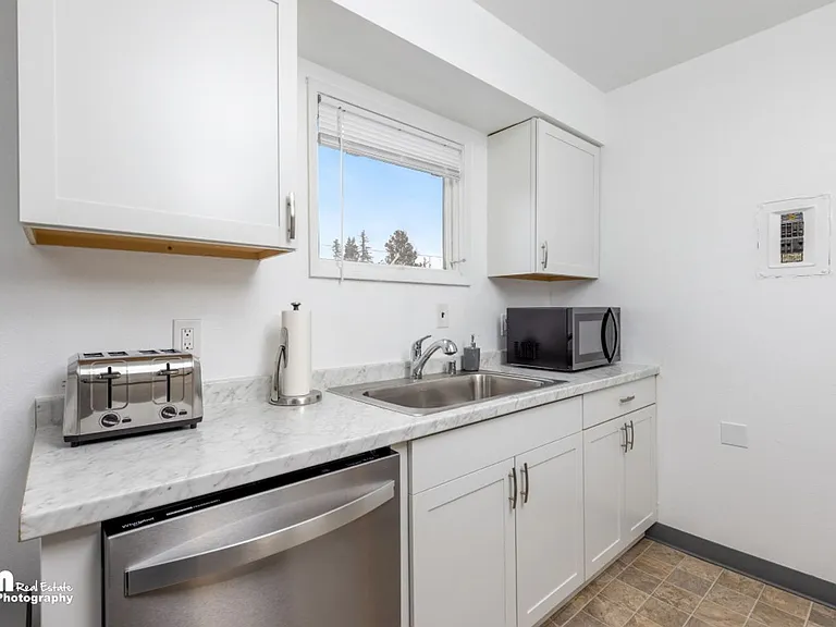 32n2906 — Photo 12