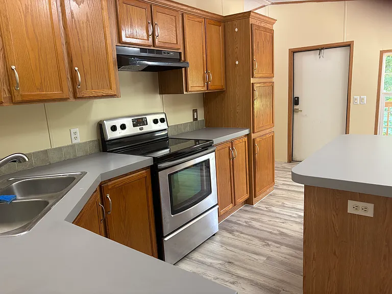131 Laurel Trails Rd — Photo 10