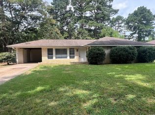 412 Sunnymeade Dr, Little Rock, AR 72205