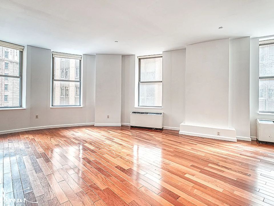 1st image of 82 Beaver St APT 605