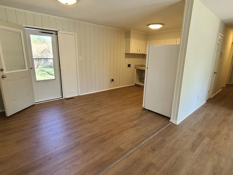 6513 Baldoon Dr — Photo 3