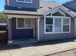 106 Treadway Ct, Cloverdale, CA 95425