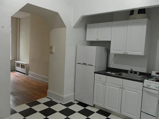 Rented by Patricia McCullough, LREB | media 10