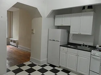 Rented by Patricia McCullough, LREB