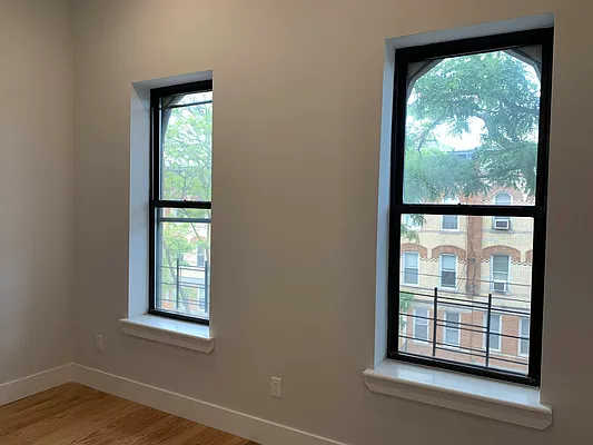 Rented by Evergreen Realty & Investments | media 20