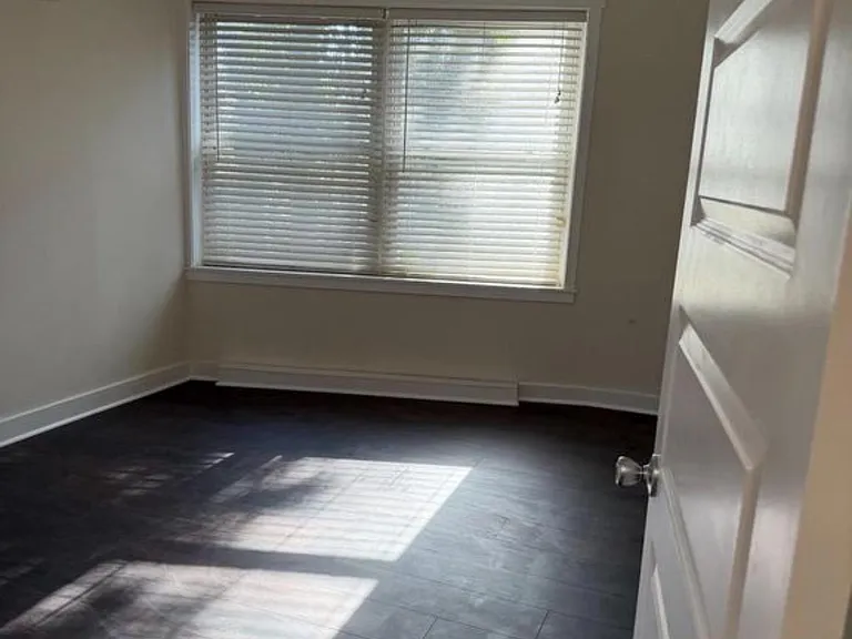 514 Ridge Rd SE #111 — Photo 6