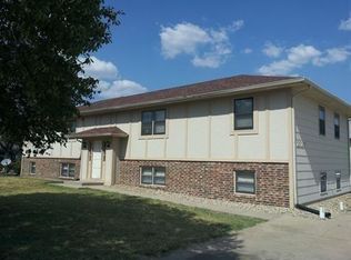 2320 W 7th Ave APT 4, Emporia, KS 66801