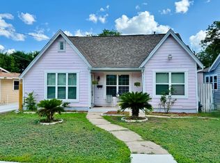 3220 W Ashby Pl, San Antonio, TX 78228