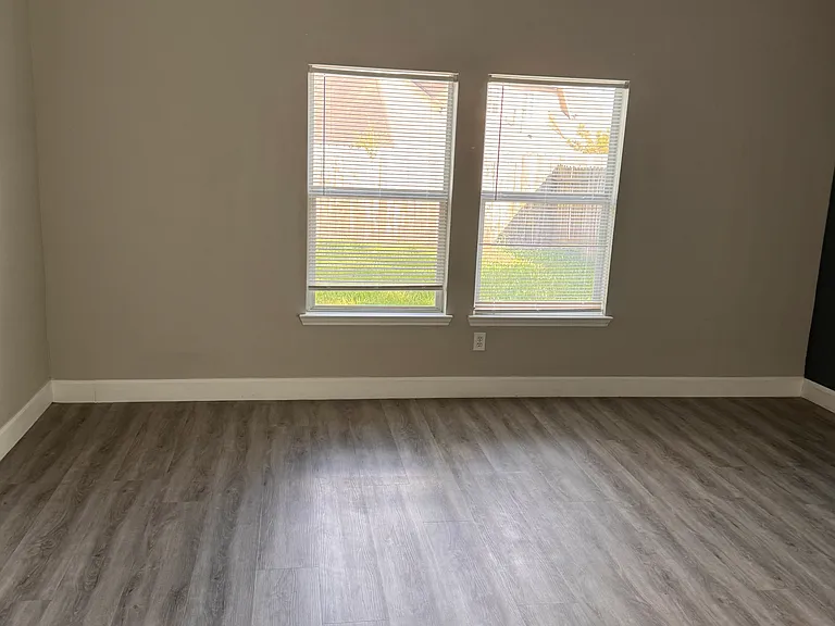 2810 Lockeridge Pines Dr — Photo 12