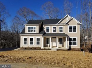 3260 Monroe Dr, Huntingtown, MD 20639