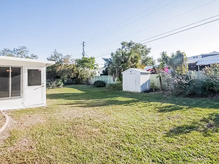 848 Guild Dr — Photo 16