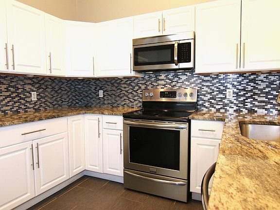 5th image of 13958 Countryplace Dr