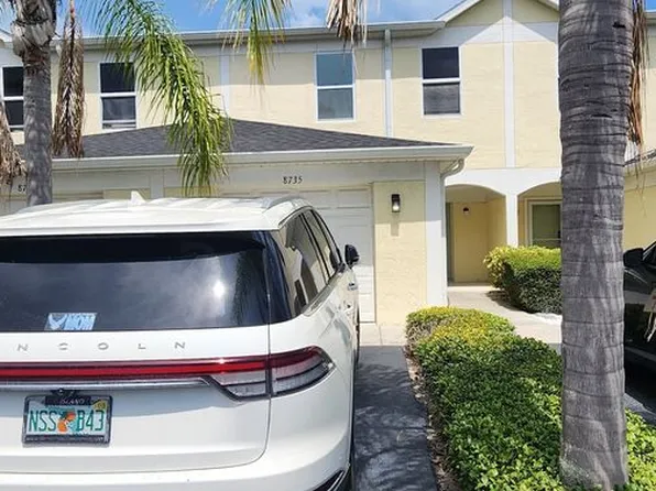 8735 Clara Elizabeth Ln, Cape Canaveral, FL 32920