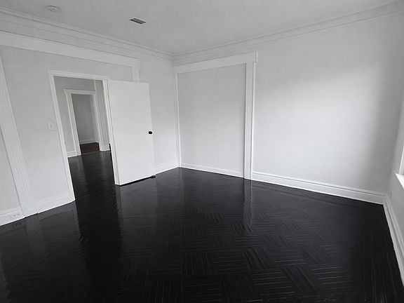 5th image of 97 Aldine St Floor 2