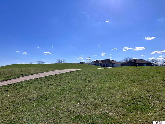 4th image of 1317 Beaver Lake Blvd