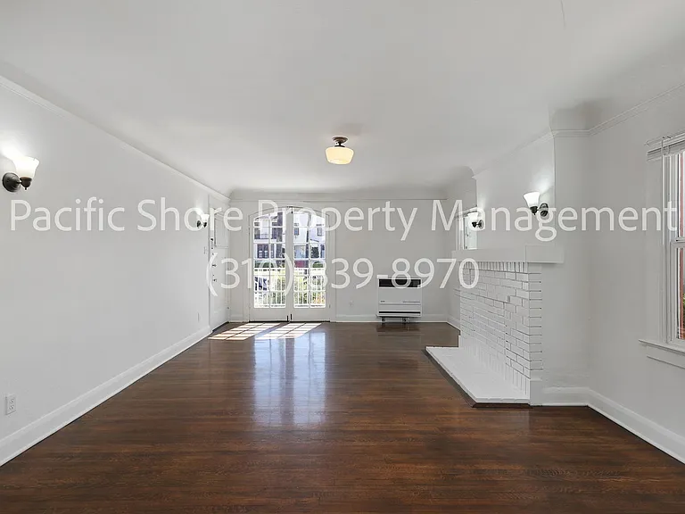 217 N. New Hampshire — Photo 4