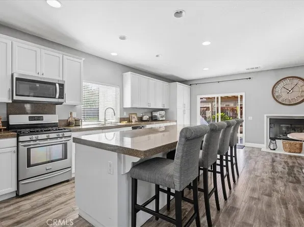 2262 Purple Finch Ct, San Jacinto, CA 92582