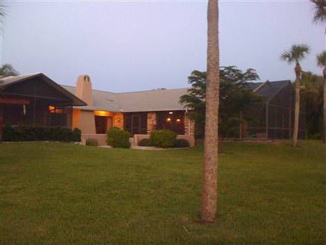 5th image of 7547 Tania Ln