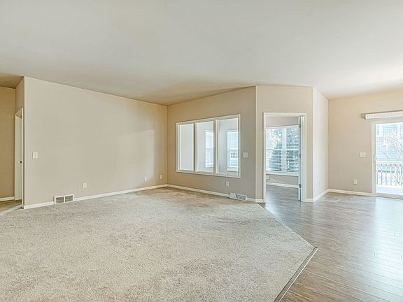 2nd image of 6039 Canyon Pkwy